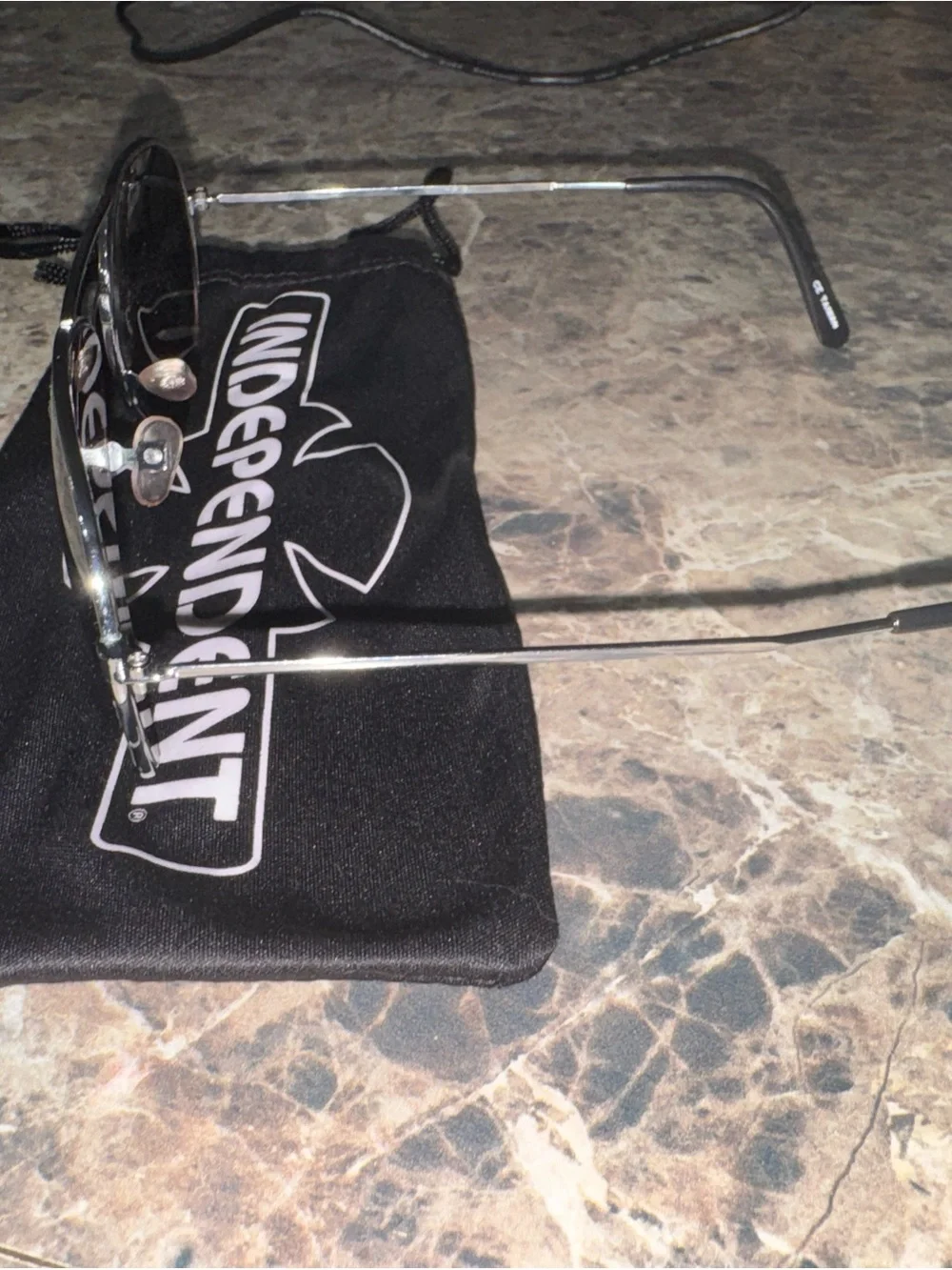 Men's Aviator Sunglasses in Black - Independent brand